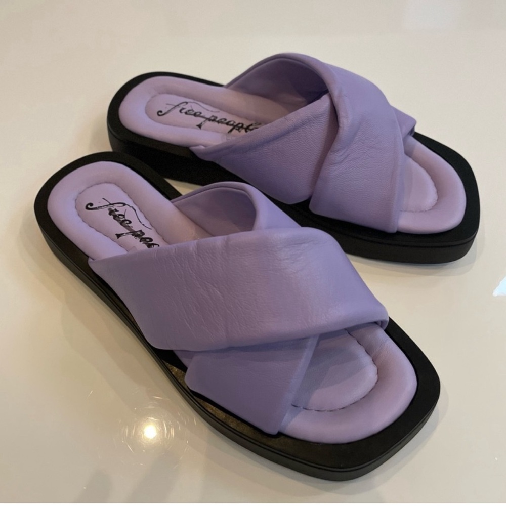 Free People slip on lilac sandal size 37 / US 6.5 NWOB